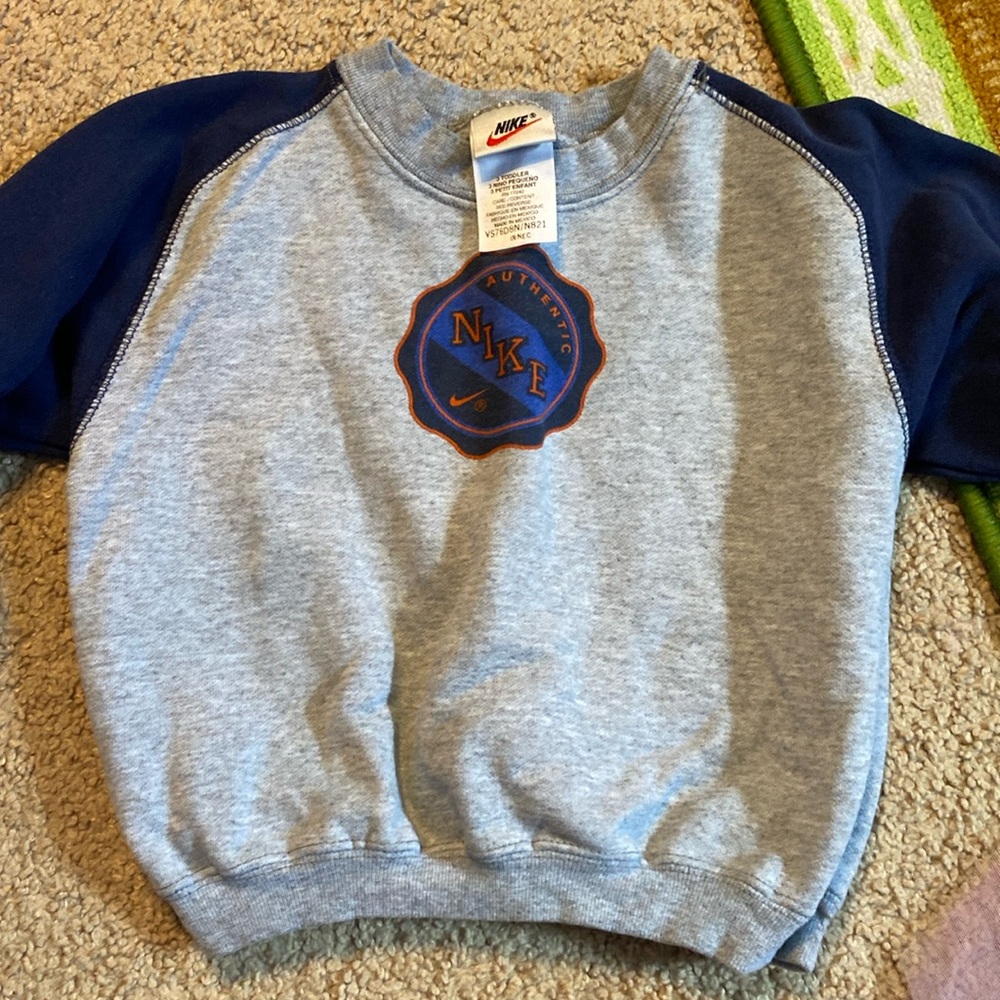 Nike pullover